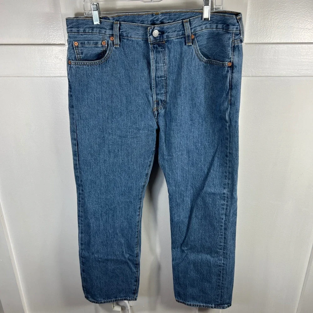 Levis 501 Original Fit Straight Leg Jeans Medium Wash Blue 36x29 1816